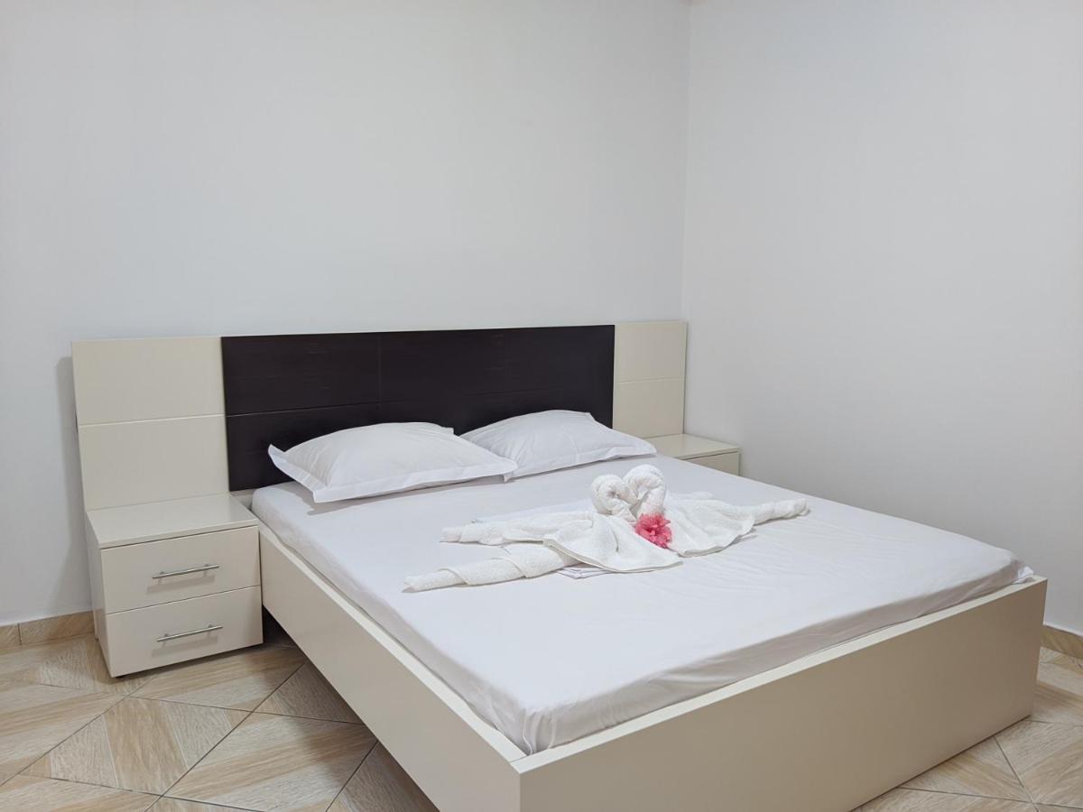Ohanaa Apartament Sarande Bagian luar foto