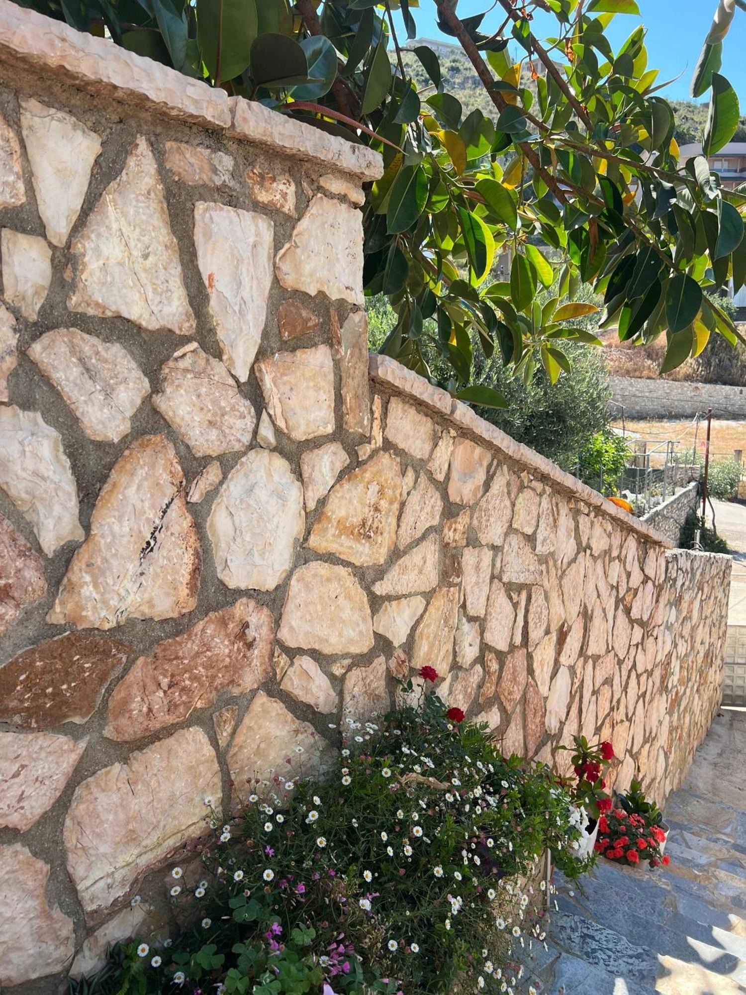Ohanaa Apartament Sarande Bagian luar foto